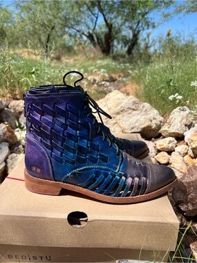 Bed|Stu Loretta Moody Blues TD 7.5 Blue-Purple Tie Dye Woven Leather Boots